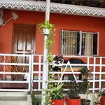 Lira Beach Place