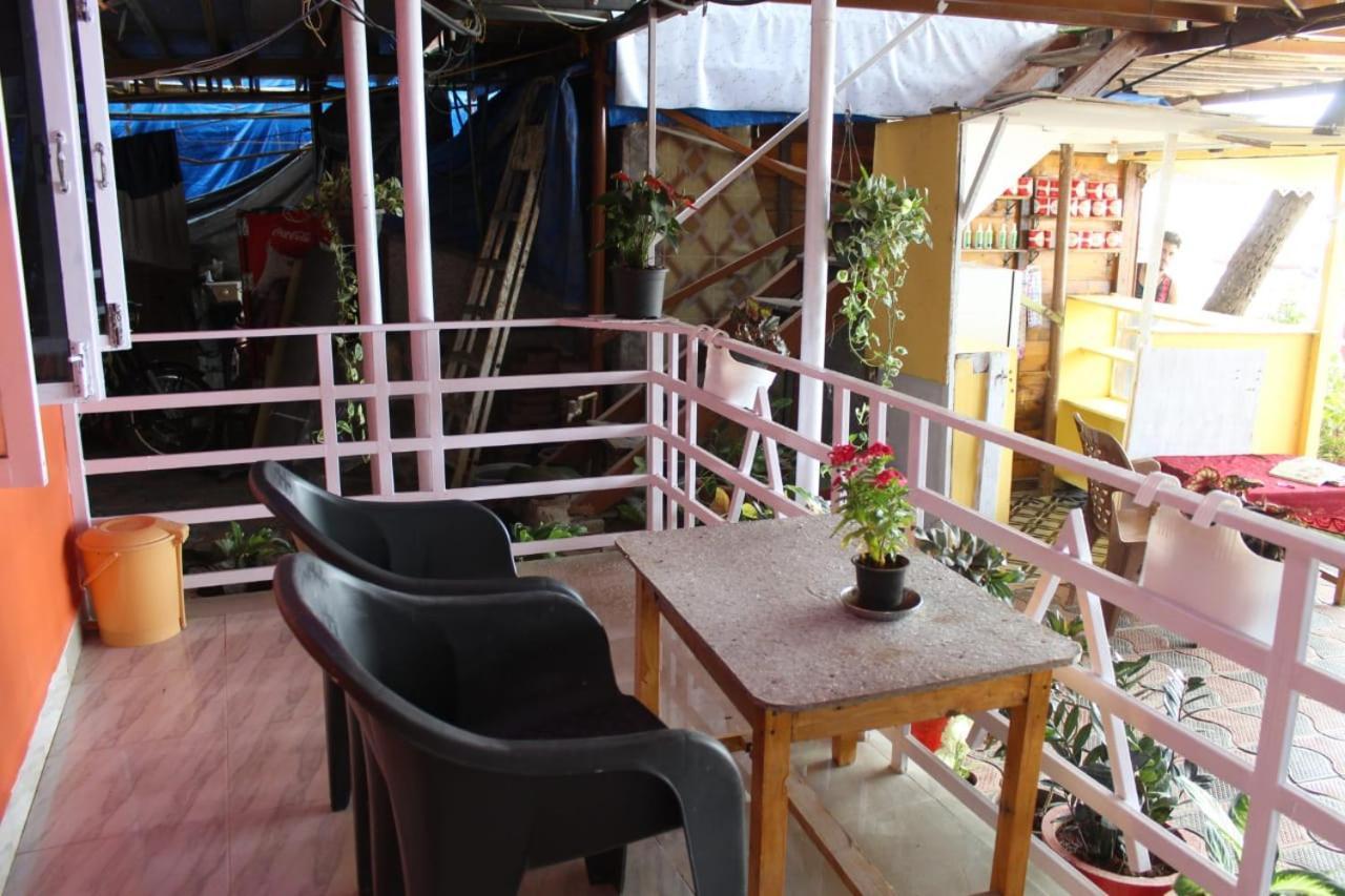 Hotel Lira Place